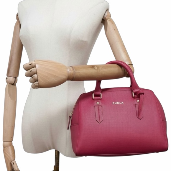 Furla Linda Small Dome Satchel Pink Leather Top Handle Bag Gold Hardware - Picture 3 of 9